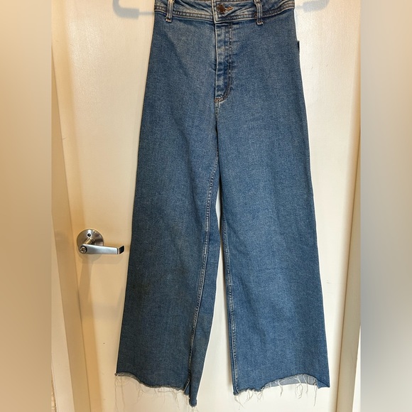 HIGH RISE WIDE LEG ZARA JEANS - Picture 1 of 3